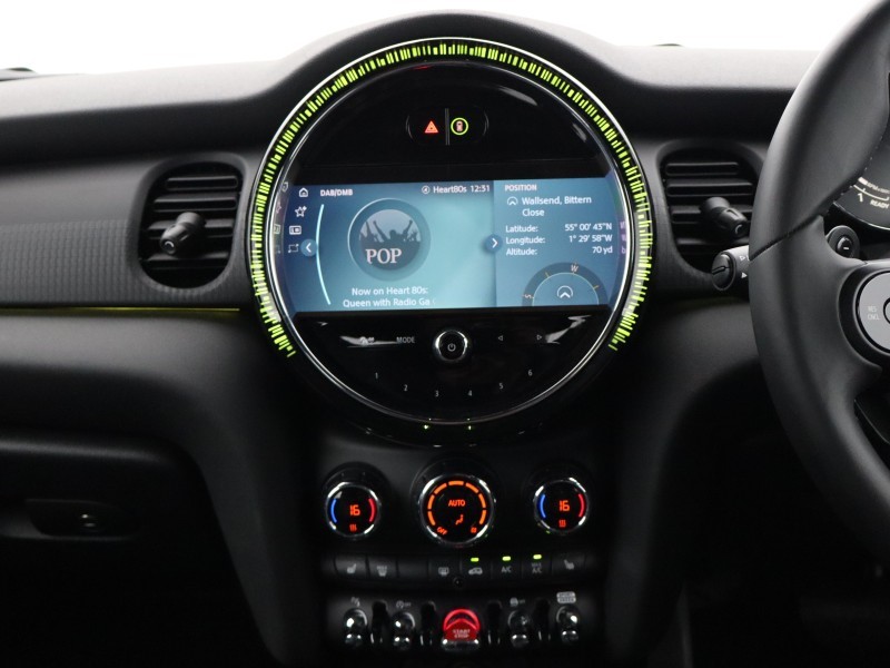 2024 (24) MINI CONVERTIBLE 2.0 Cooper S Seaside Edition 2dr Auto 5431368