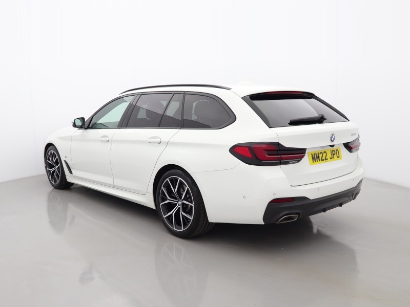 2022 (22) BMW 5 SERIES 520i MHT M Sport 5dr Step Auto