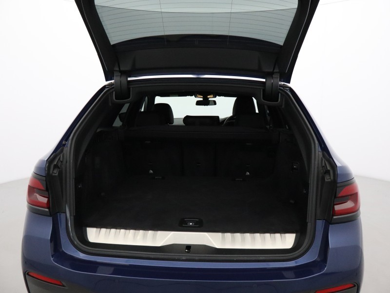 2023 (23) BMW 5 SERIES 530e M Sport 5dr Auto 5462549