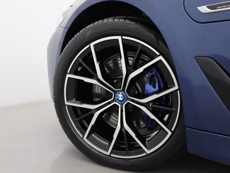 2023 (23) BMW 5 SERIES 530e M Sport 5dr Auto 5462606