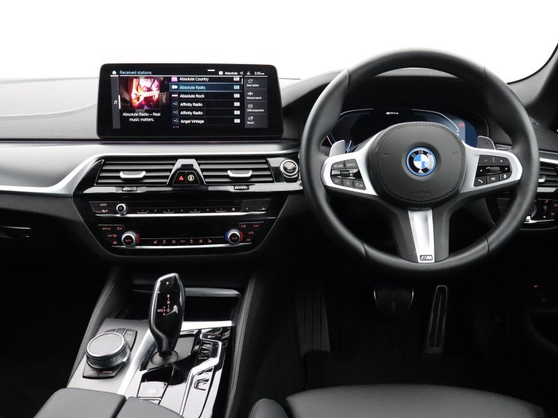 2023 (23) BMW 5 SERIES 530e M Sport 5dr Auto 5462566
