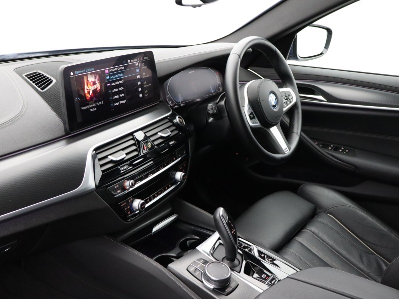 2023 (23) BMW 5 SERIES 530e M Sport 5dr Auto 5462608