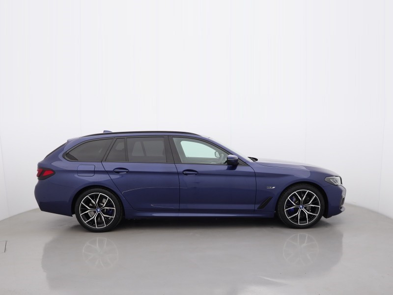 2023 (23) BMW 5 SERIES 530e M Sport 5dr Auto 5462543