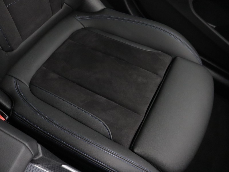2023 (23) BMW I4 210kW eDrive35 M Sport 70kWh 5dr Auto 5440018