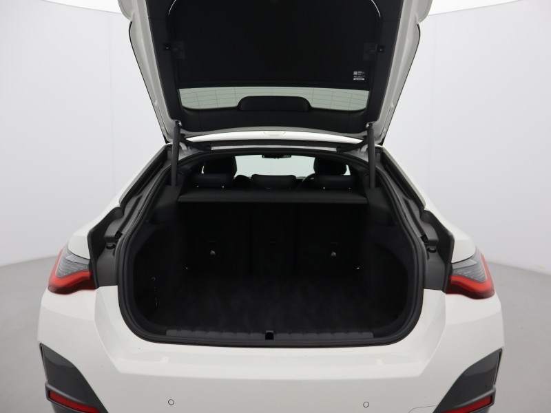 2023 (23) BMW I4 210kW eDrive35 M Sport 70kWh 5dr Auto 5440057