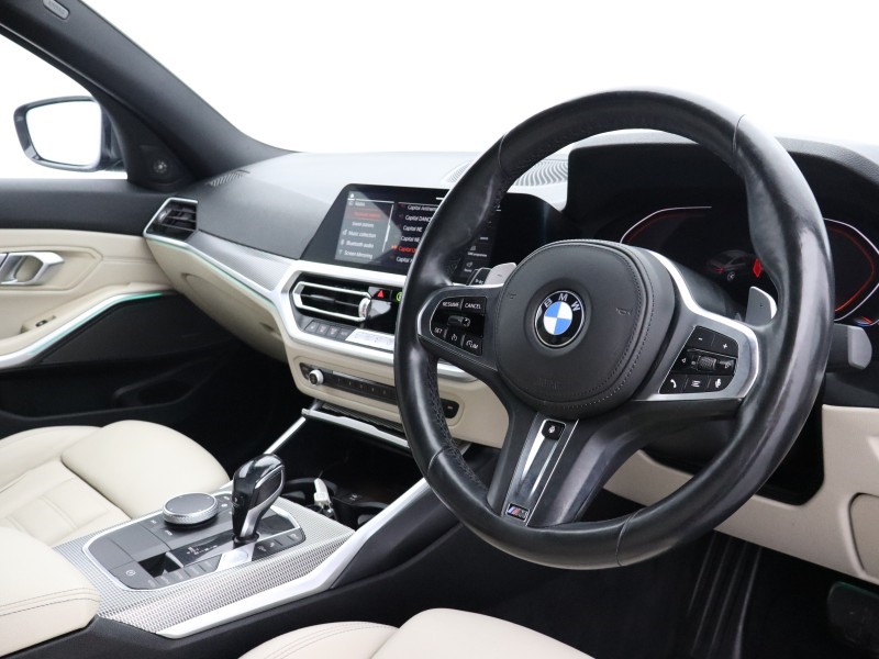 2020 (20) BMW 3 SERIES 320d xDrive M Sport 4dr Step Auto 5527212