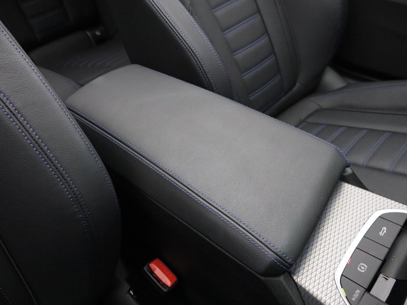 2026 (26) BMW 4 SERIES 420i M Sport 2dr Step Auto 5750205