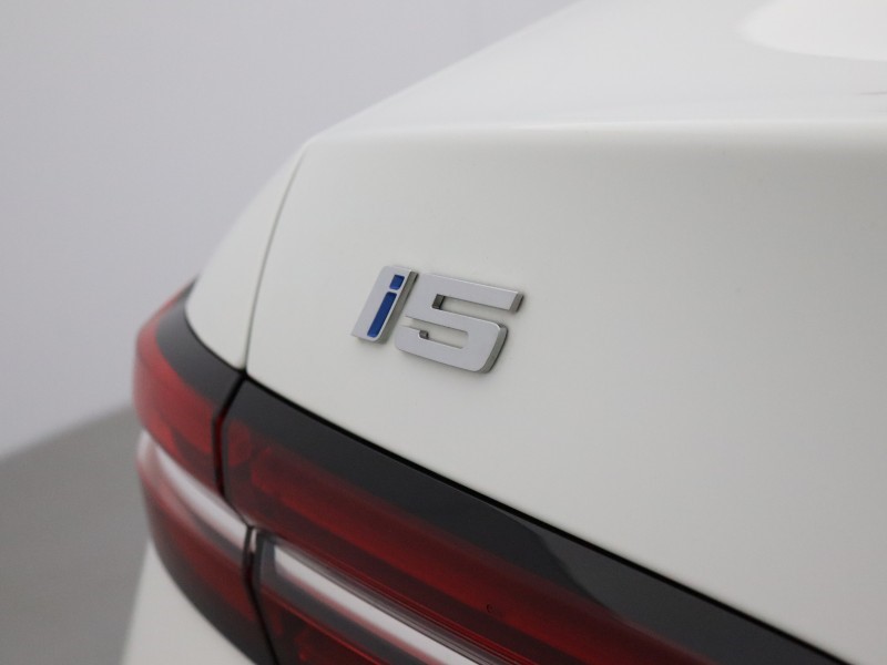 2024 (24) BMW I5 250kW eDrive40 M Sport 84kWh 4dr Auto 5466743