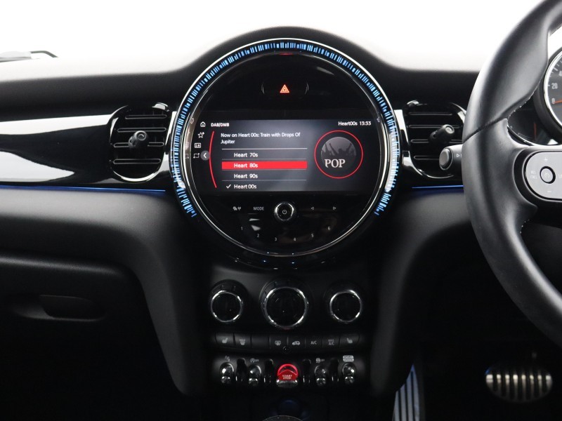 2022 (22) MINI HATCHBACK 1.5 Cooper Sport 5dr Auto 5509070