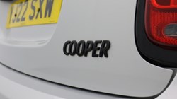 2022 (22) MINI HATCHBACK 1.5 Cooper Sport 5dr Auto 5509043