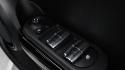 2022 (22) MINI HATCHBACK 1.5 Cooper Sport 5dr Auto 5509063