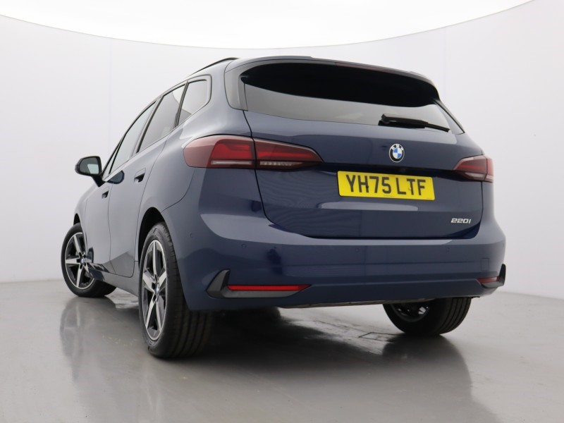 2025 (75) BMW 2 SERIES 220i MHT Sport 5dr DCT 5440671