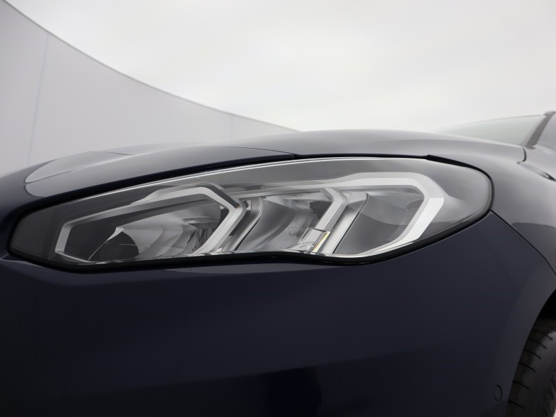 2025 (75) BMW 2 SERIES 220i MHT Sport 5dr DCT 5440629