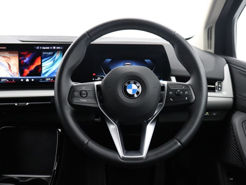 2025 (75) BMW 2 SERIES 220i MHT Sport 5dr DCT 5440642