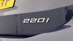 2025 (75) BMW 2 SERIES 220i MHT Sport 5dr DCT 5440620