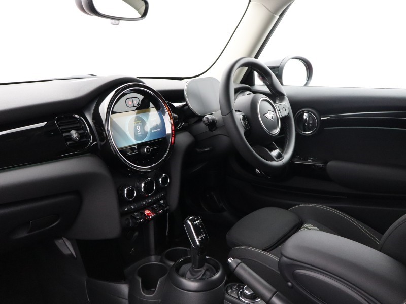 2022 (72) MINI HATCHBACK 2.0 Cooper S Classic 3dr Auto 5488780