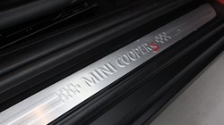 2022 (72) MINI HATCHBACK 2.0 Cooper S Classic 3dr Auto 5488738