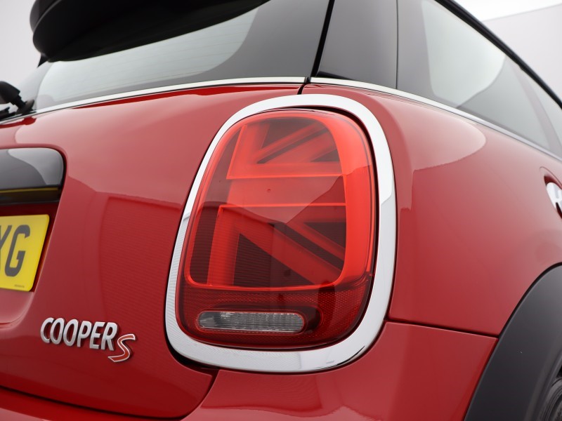 2022 (72) MINI HATCHBACK 2.0 Cooper S Classic 3dr Auto 5488723