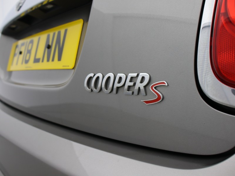 2018 (18) MINI HATCHBACK 2.0 Cooper S 3dr 5501342