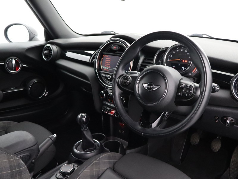 2018 (18) MINI HATCHBACK 2.0 Cooper S 3dr 5501358