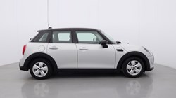 2022 (22) MINI HATCHBACK 1.5 Cooper Classic 5dr 5475386