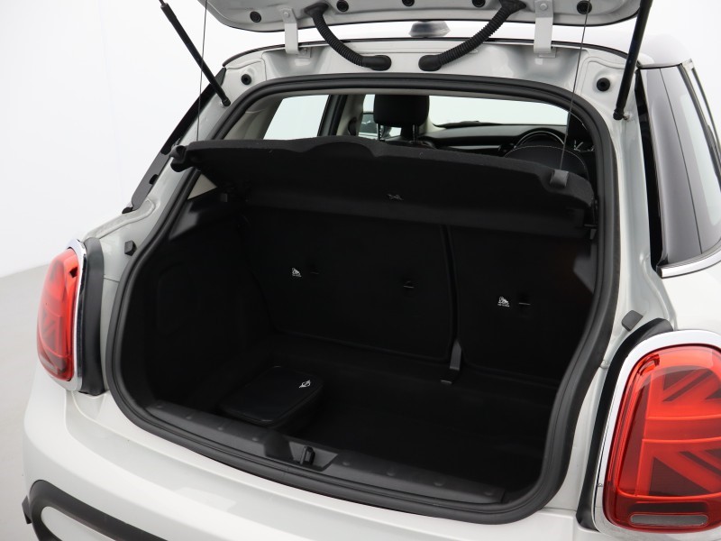 2022 (22) MINI HATCHBACK 1.5 Cooper Classic 5dr 5475391