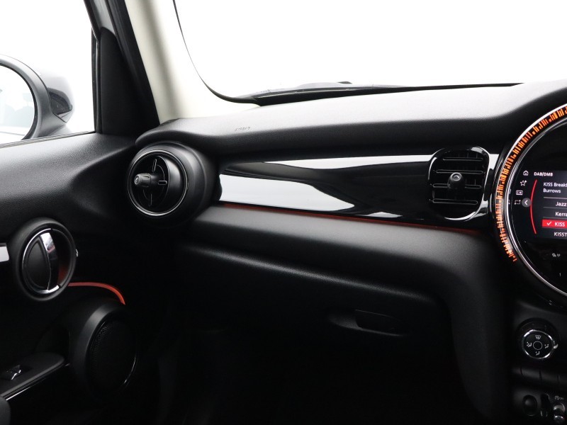 2022 (22) MINI HATCHBACK 1.5 Cooper Classic 5dr 5475416
