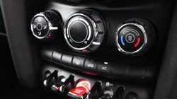 2022 (22) MINI HATCHBACK 1.5 Cooper Classic 5dr 5475421