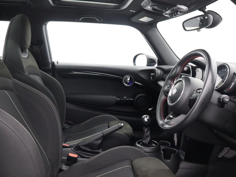 2020 (70) MINI HATCHBACK 2.0 Cooper S Sport II 3dr 5546767