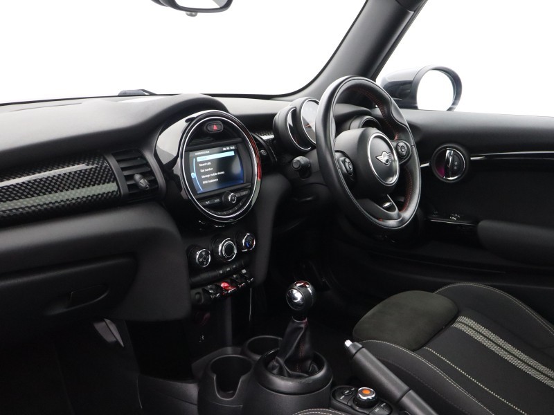 2020 (70) MINI HATCHBACK 2.0 Cooper S Sport II 3dr 5546800
