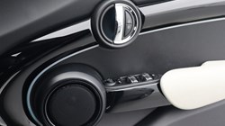 2024 (73) MINI HATCHBACK 1.5 Cooper Exclusive Premium 5dr Auto 5719671