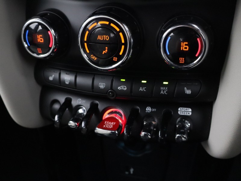 2024 (73) MINI HATCHBACK 1.5 Cooper Exclusive Premium 5dr Auto 5719682