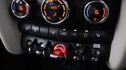 2024 (73) MINI HATCHBACK 1.5 Cooper Exclusive Premium 5dr Auto 5719682