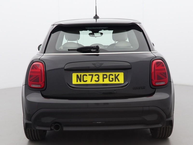 2024 (73) MINI HATCHBACK 1.5 Cooper Exclusive Premium 5dr Auto 5719642