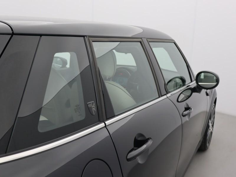 2024 (73) MINI HATCHBACK 1.5 Cooper Exclusive Premium 5dr Auto 5719648