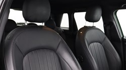 2022 (22) MINI HATCHBACK 1.5 Cooper Exclusive 5dr Auto 5473351