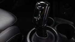 2022 (22) MINI HATCHBACK 1.5 Cooper Exclusive 5dr Auto 5473375