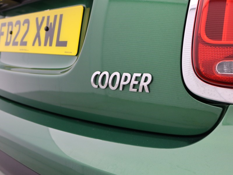 2022 (22) MINI HATCHBACK 1.5 Cooper Exclusive 5dr Auto 5473341