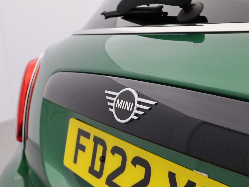 2022 (22) MINI HATCHBACK 1.5 Cooper Exclusive 5dr Auto 5473342