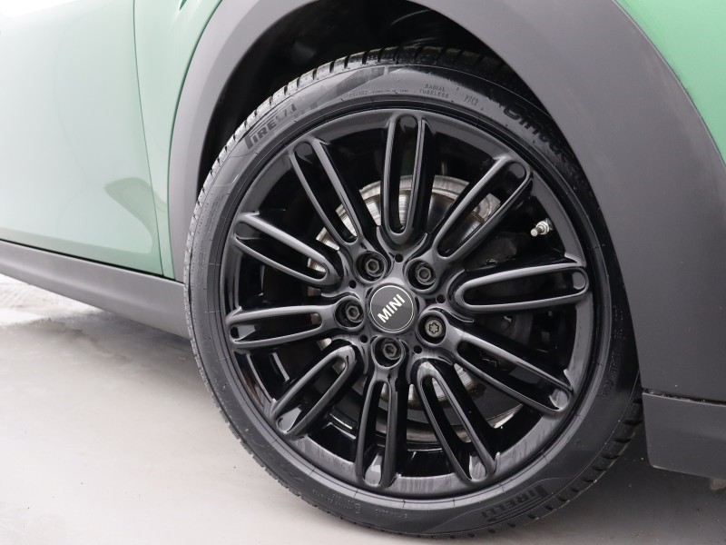 2022 (22) MINI HATCHBACK 1.5 Cooper Exclusive 5dr Auto 5473396