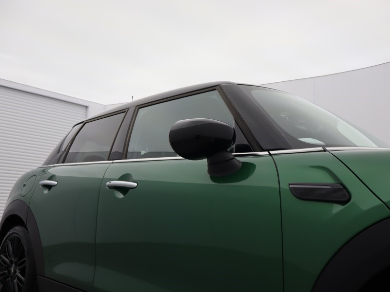 2022 (22) MINI HATCHBACK 1.5 Cooper Exclusive 5dr Auto 5473350