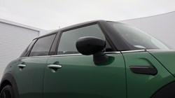 2022 (22) MINI HATCHBACK 1.5 Cooper Exclusive 5dr Auto 5473350