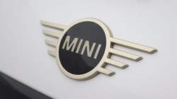 2025 (74) MINI COOPER 2.0 S Classic 3dr Auto 5474897