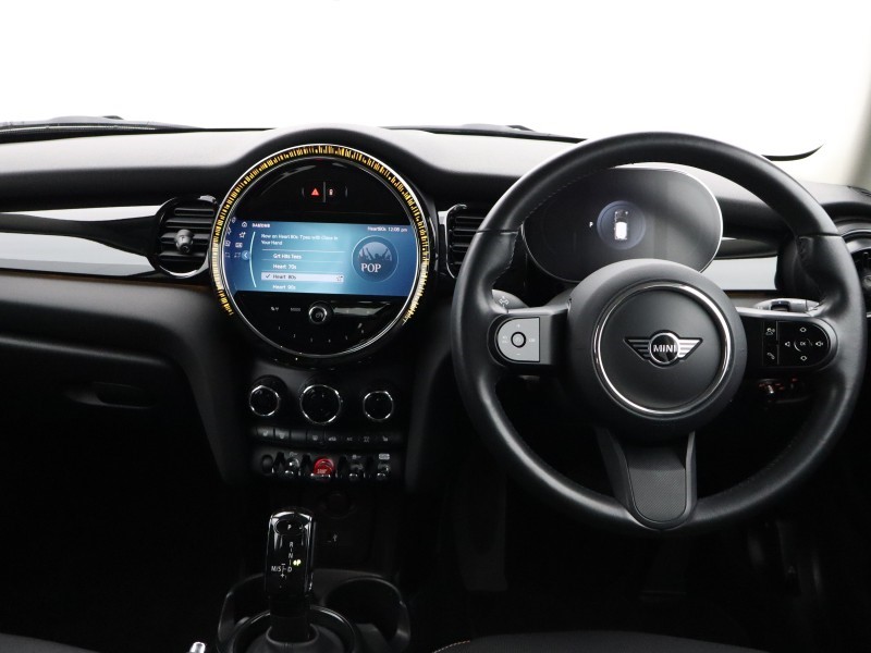 2023 (73) MINI HATCHBACK 1.5 Cooper Classic 3dr Auto 5483746