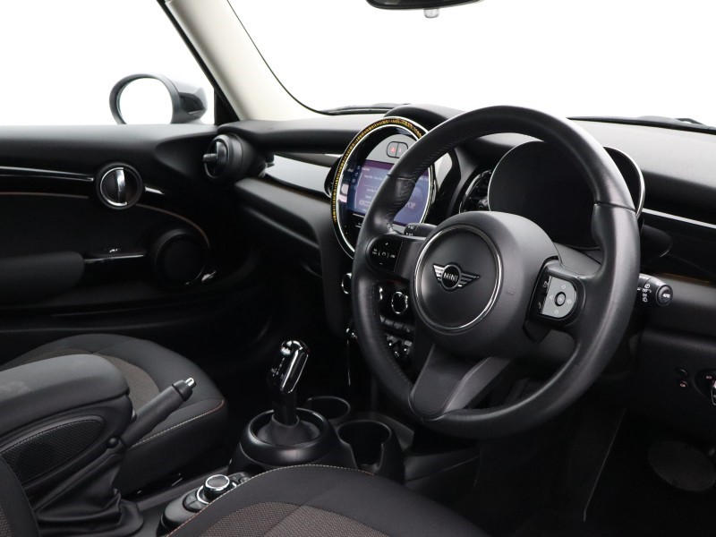 2023 (73) MINI HATCHBACK 1.5 Cooper Classic 3dr Auto 5483722