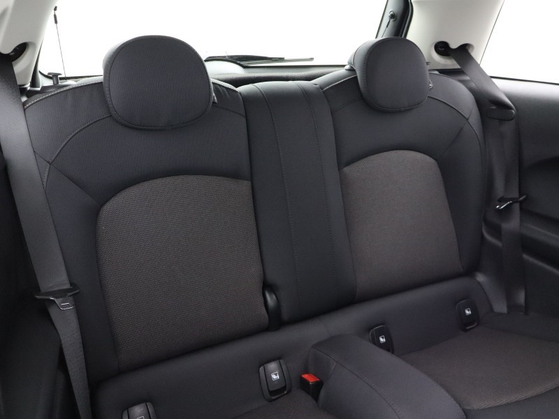 2023 (73) MINI HATCHBACK 1.5 Cooper Classic 3dr Auto 5483714