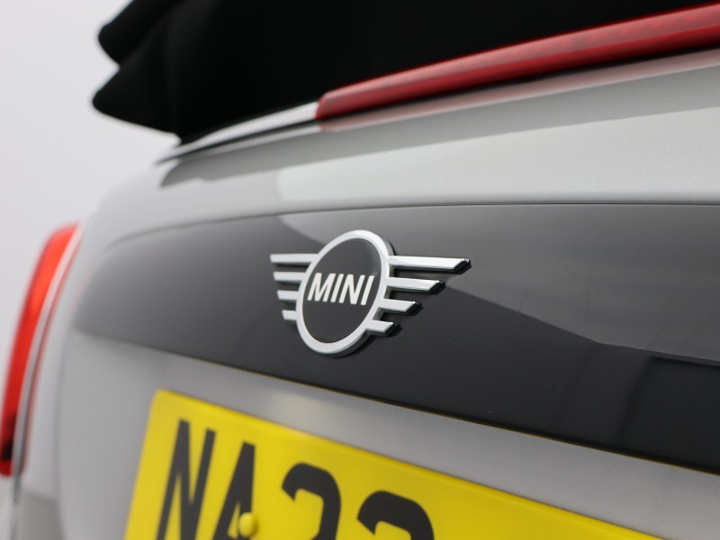 2023 (23) MINI CONVERTIBLE 1.5 Cooper Exclusive Premium 2dr Auto 5483003