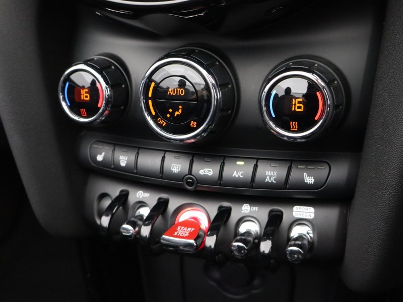 2023 (23) MINI CONVERTIBLE 1.5 Cooper Exclusive Premium 2dr Auto 5483030