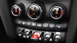 2023 (23) MINI CONVERTIBLE 1.5 Cooper Exclusive Premium 2dr Auto 5483030