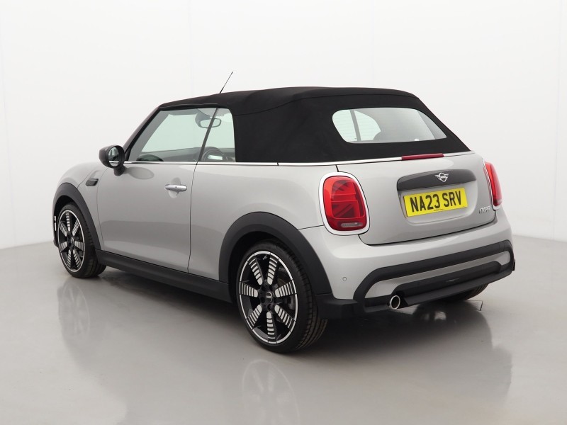 2023 (23) MINI CONVERTIBLE 1.5 Cooper Exclusive Premium 2dr Auto 5482997
